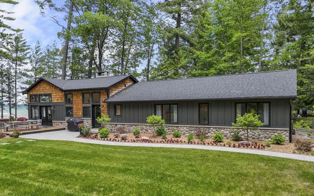 From Vision to Reality: Inierads' Cottage Renovation Expertise